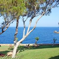 Вилла на первой линии моря/озера, в пригороде в Испании, Каталония, Жирона, 511 кв.м.