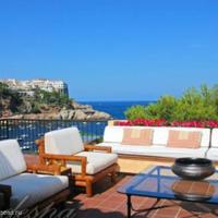 Вилла на первой линии моря/озера, в пригороде в Испании, Каталония, Жирона, 511 кв.м.