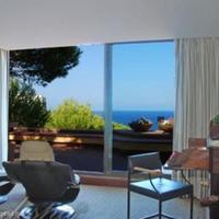 Вилла на первой линии моря/озера, в пригороде в Испании, Каталония, Жирона, 511 кв.м.