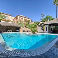 House in the suburbs in Spain, Andalucia, 530 sq.m.