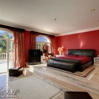 House in the suburbs in Spain, Andalucia, 780 sq.m.