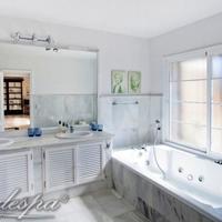 Вилла в Испании, Андалусия, 700 кв.м.