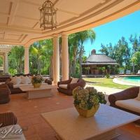 House in the suburbs in Spain, Andalucia, 1850 sq.m.