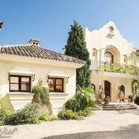 Вилла в пригороде в Испании, Андалусия, 1000 кв.м.