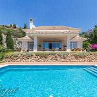 House in the suburbs in Spain, Andalucia, 359 sq.m.