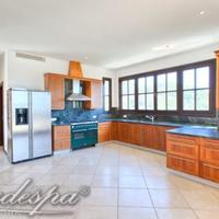 Вилла в пригороде в Испании, Андалусия, 433 кв.м.