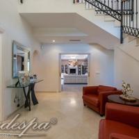 Дом в пригороде в Испании, Андалусия, 350 кв.м.