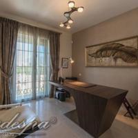 Дом в пригороде в Испании, Андалусия, 350 кв.м.