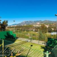 Flat at the second line of the sea / lake, in the suburbs in Spain, Andalucia, 122 sq.m.