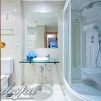 Квартира на второй линии моря/озера в Испании, Андалусия, 104 кв.м.