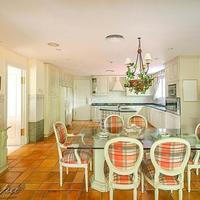 Вилла на второй линии моря/озера, в пригороде в Испании, Андалусия, 770 кв.м.