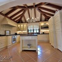 Дом в пригороде в Испании, Андалусия, 630 кв.м.