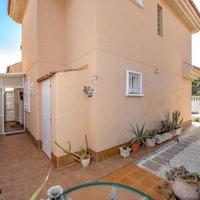Villa in Spain, Comunitat Valenciana, Alicante, 186 sq.m.