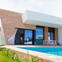 Villa in Spain, Comunitat Valenciana, Alicante, 133 sq.m.