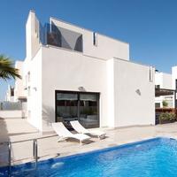 Villa in Spain, Comunitat Valenciana, Alicante, 113 sq.m.