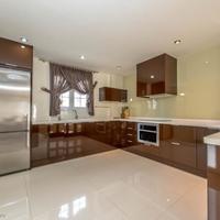 Villa in Spain, Comunitat Valenciana, Alicante, 357 sq.m.