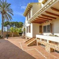 Villa in Spain, Comunitat Valenciana, Alicante, 223 sq.m.