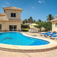 Villa in Spain, Comunitat Valenciana, Alicante, 261 sq.m.