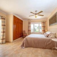 Villa in Spain, Comunitat Valenciana, Alicante, 261 sq.m.