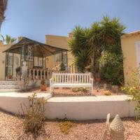 Villa in Spain, Comunitat Valenciana, Alicante, 192 sq.m.