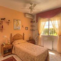 Villa in Spain, Comunitat Valenciana, Alicante, 192 sq.m.