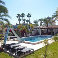 Villa in Spain, Comunitat Valenciana, Alicante, 505 sq.m.