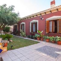 Villa in Spain, Comunitat Valenciana, Alicante, 225 sq.m.