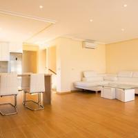 Villa in Spain, Comunitat Valenciana, Alicante, 217 sq.m.