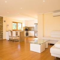 Villa in Spain, Comunitat Valenciana, Alicante, 217 sq.m.
