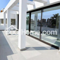 Penthouse in Republic of Cyprus, Eparchia Larnakas, Larnaca, 92 sq.m.