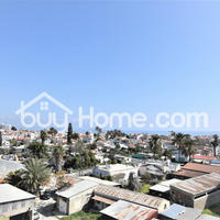 Penthouse in Republic of Cyprus, Larnaca, 130 sq.m.