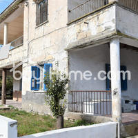 House in Republic of Cyprus, Eparchia Larnakas, Larnaca, 260 sq.m.