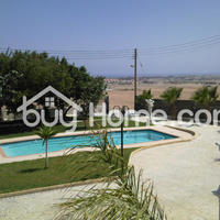House in Republic of Cyprus, Eparchia Larnakas, Larnaca, 500 sq.m.