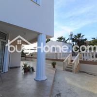 House in Republic of Cyprus, Eparchia Larnakas, Larnaca, 500 sq.m.