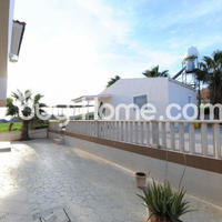 House in Republic of Cyprus, Eparchia Larnakas, Larnaca, 500 sq.m.
