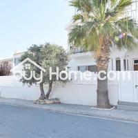 House in Republic of Cyprus, Eparchia Larnakas, Larnaca, 420 sq.m.