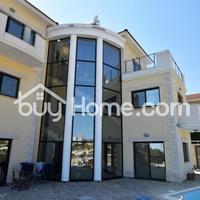 House in Republic of Cyprus, Lemesou, 290 sq.m.