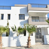 Apartment in Republic of Cyprus, Eparchia Larnakas, Larnaca, 94 sq.m.