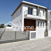 House in Republic of Cyprus, Eparchia Larnakas, Larnaca, 182 sq.m.