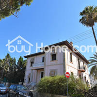 House in Republic of Cyprus, Larnaca, 380 sq.m.