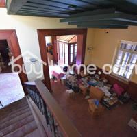 House in Republic of Cyprus, Larnaca, 380 sq.m.