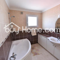 House in Republic of Cyprus, Eparchia Larnakas, Larnaca, 200 sq.m.