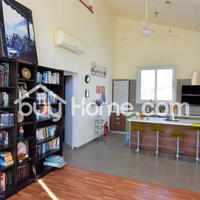 House in Republic of Cyprus, Eparchia Larnakas, Larnaca, 300 sq.m.