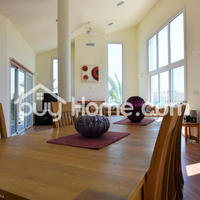 House in Republic of Cyprus, Eparchia Larnakas, Larnaca, 300 sq.m.