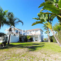 House in Republic of Cyprus, Larnaca, 460 sq.m.