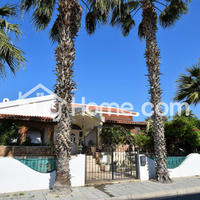 House in Republic of Cyprus, Larnaca, 430 sq.m.