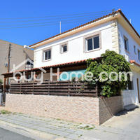 House in Republic of Cyprus, Eparchia Larnakas, Larnaca, 136 sq.m.