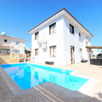 House in Republic of Cyprus, Eparchia Larnakas, Larnaca, 178 sq.m.