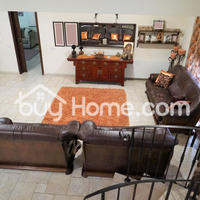 House in Republic of Cyprus, Eparchia Larnakas, Larnaca, 210 sq.m.