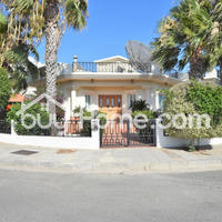 House in Republic of Cyprus, Eparchia Larnakas, 230 sq.m.